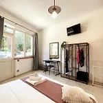 Alyssa - Wi-fi, Corte A Pochi Passi Dal Mare Daire