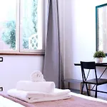 Alyssa - Wi-fi, Corte A Pochi Passi Dal Mare *