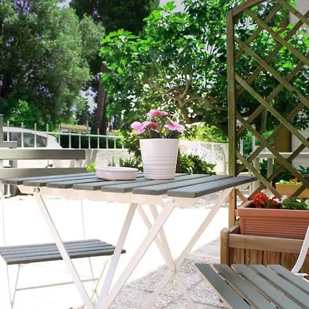 Alyssa - Wi-fi, Corte A Pochi Passi Dal Mare Apartmán Sirolo